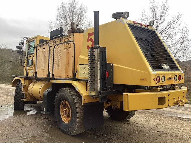 2005 oshkosh h2718- runway broom - afbeelding 4 van  14