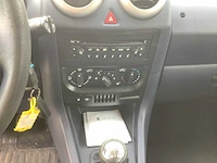 2005 peugeot 1007 1.4 urban personenauto - afbeelding 10 van  12