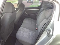 2005 peugeot 407 1.8-16v xr personenauto - afbeelding 8 van  13