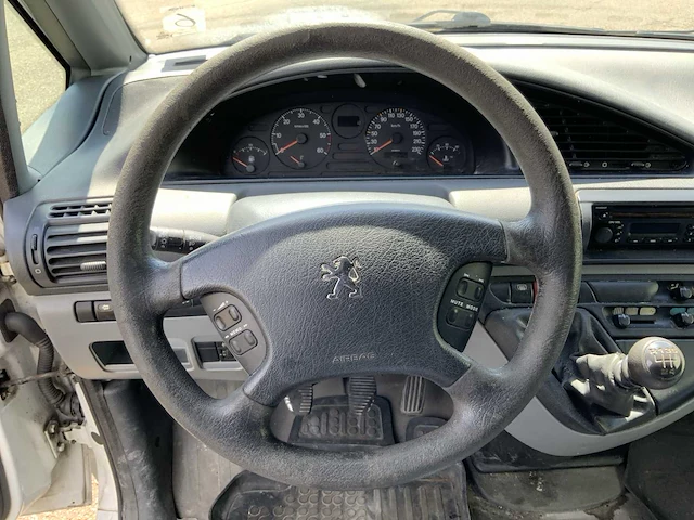 2005 peugeot expert 220c 2.0hdi bedrijfswagen - afbeelding 13 van  28