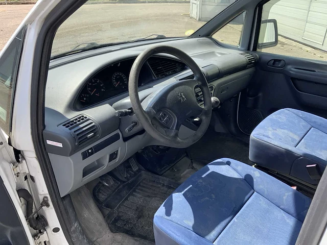 2005 peugeot expert 220c 2.0hdi bedrijfswagen - afbeelding 19 van  28