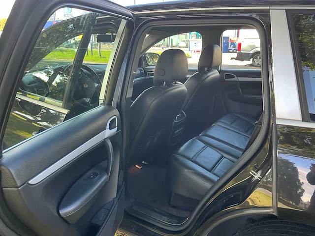 2005 porsche cayenne s personenauto - afbeelding 31 van  40