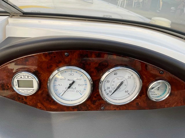 2005 regal 2000 bowrider speedboot - afbeelding 20 van  43
