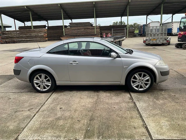 2005 renault mégane coupé-cabriolet personenauto - afbeelding 21 van  26