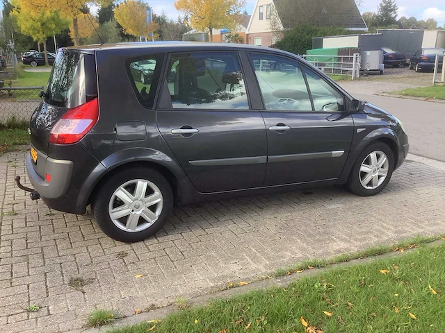 2005 renault scénic 2.0-16v priv.luxe personenauto - afbeelding 3 van  13