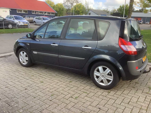 2005 renault scénic 2.0-16v priv.luxe personenauto - afbeelding 4 van  13