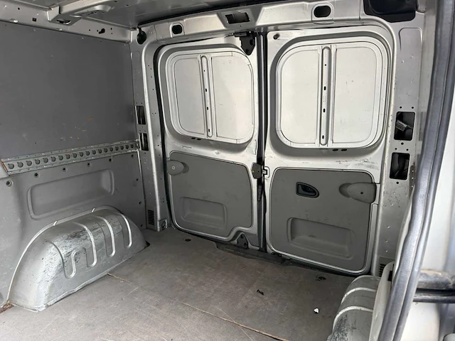 2005 renault trafic 1200 l1 h1 1.9 dci 82 bedrijfswagen - afbeelding 11 van  16