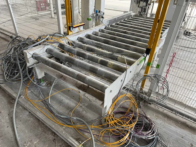2005 ruf transnova 550 rollenbaan met motor - afbeelding 1 van  12