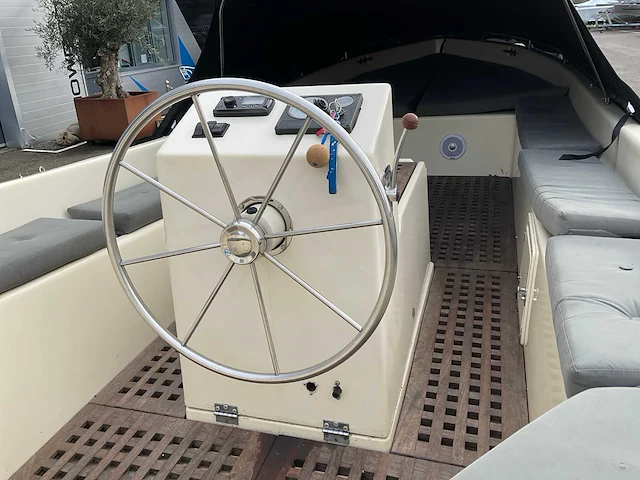 2005 seafury 650 tender - afbeelding 8 van  23