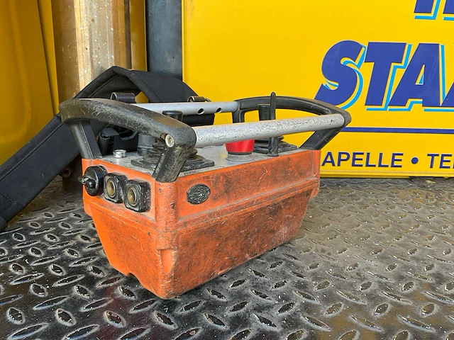 2005 spierings sk488-at4 mobiele torenkraan - afbeelding 21 van  36