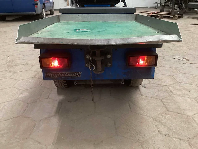 2005 spijkstaal 210 industriële trekker - afbeelding 5 van  10