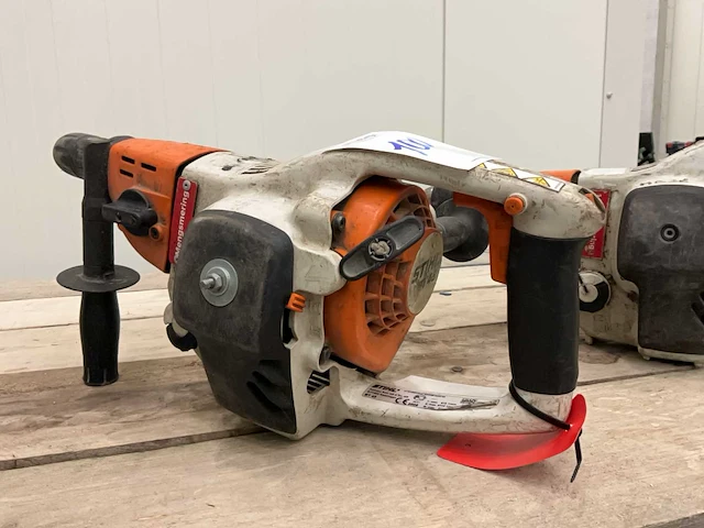 2005 stihl bt 45 benzine boormachine - afbeelding 1 van  6