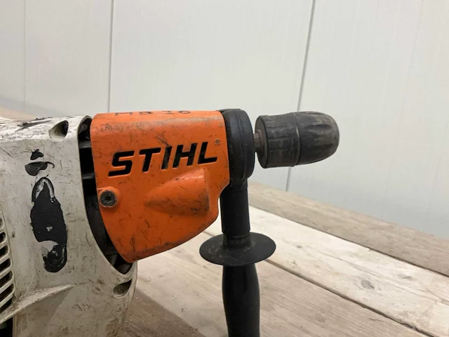 2005 stihl bt 45 benzine boormachine - afbeelding 4 van  6