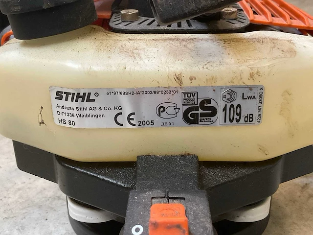 2005 stihl hs 80 heggenschaar - afbeelding 3 van  3