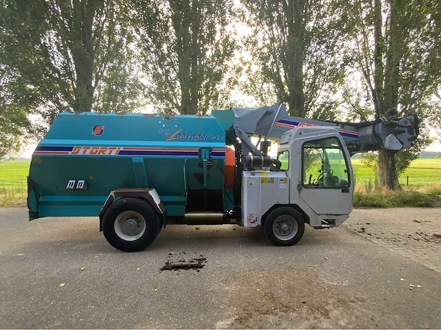 2005 storti dmv labrador 120 voermengwagen - afbeelding 26 van  29