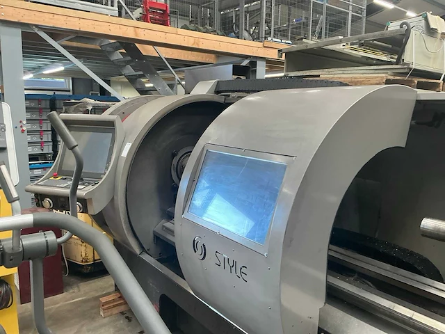 2005 style 630x2000 cnc-draaibank - afbeelding 12 van  20