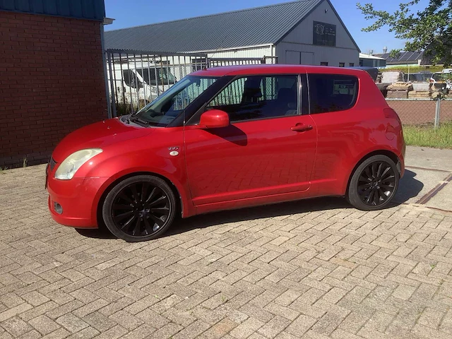 2005 suzuki swift 1.5 exclusive personenauto - afbeelding 1 van  16