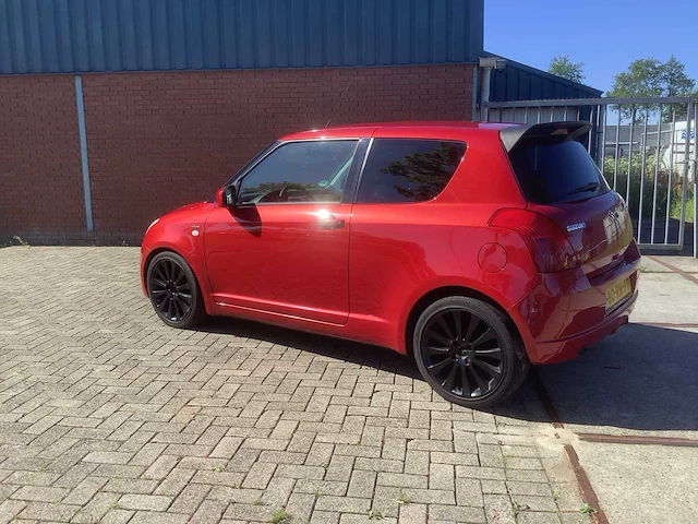 2005 suzuki swift 1.5 exclusive personenauto - afbeelding 9 van  16