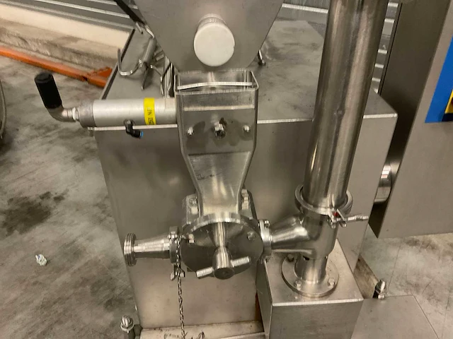 2005 tetra pak hoyer addus ff 2000 c cream ingredient feeder - afbeelding 6 van  7