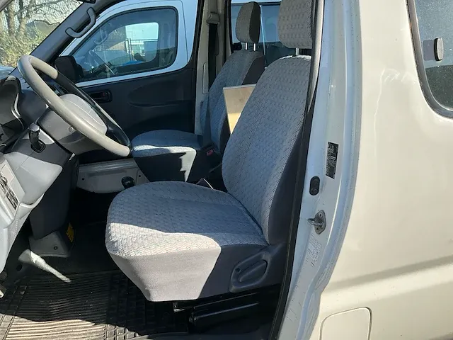 2005 toyota hiace camper personenauto - afbeelding 9 van  10