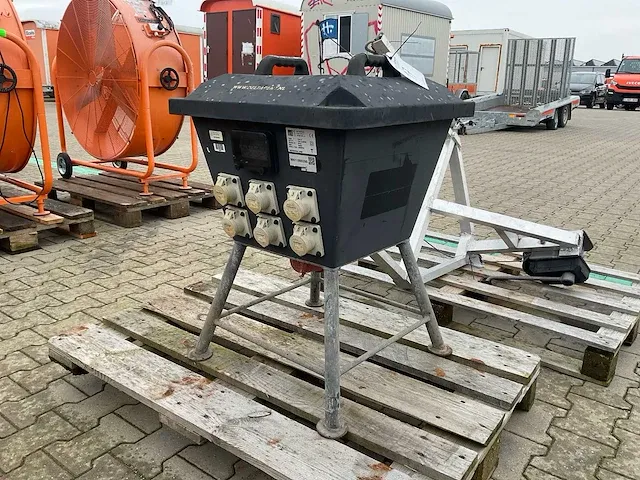 2005 vello t64-3 bouw aansluitkast / omvormer - afbeelding 1 van  6