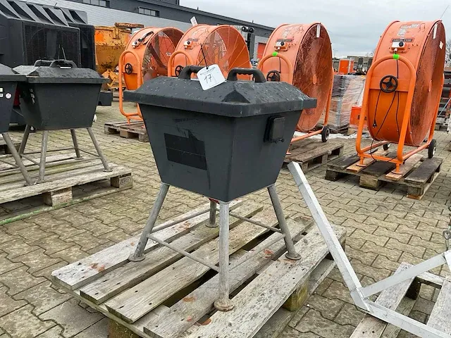 2005 vello t64-3 bouw aansluitkast / omvormer - afbeelding 2 van  6