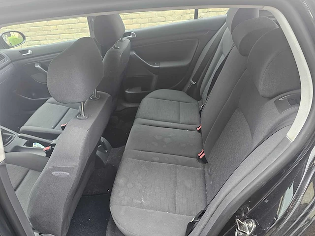 2005 volkswagen golf 1.6 fsi turijn - afbeelding 10 van  26