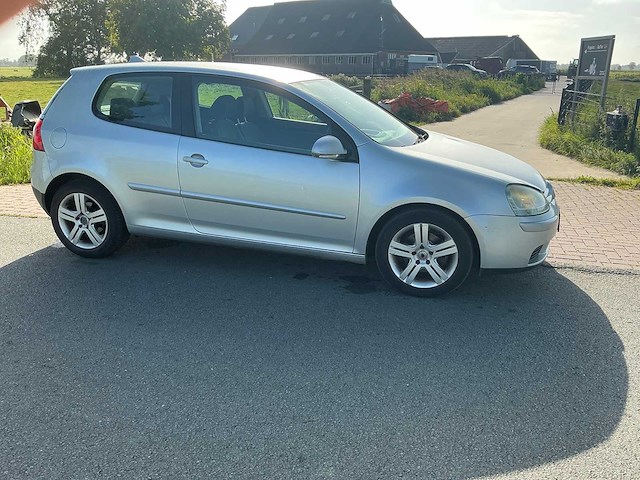 2005 volkswagen golf 1.9 tdi personenauto - afbeelding 29 van  33