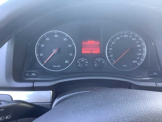 2005 volkswagen golf 2.0 fsi sportline personenauto - afbeelding 11 van  15