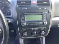 2005 volkswagen golf 2.0 fsi sportline personenauto - afbeelding 12 van  15