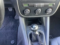 2005 volkswagen golf 2.0 fsi sportline personenauto - afbeelding 13 van  15