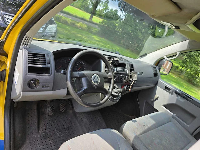 2005 volkswagen transporter 1.9 tdi 300 t800base bedrijfswagen - afbeelding 11 van  31