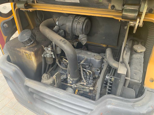 2005 volvo ec15b xr minigraafmachine met cw05 snelwissel en 3 graafbakken - afbeelding 31 van  33