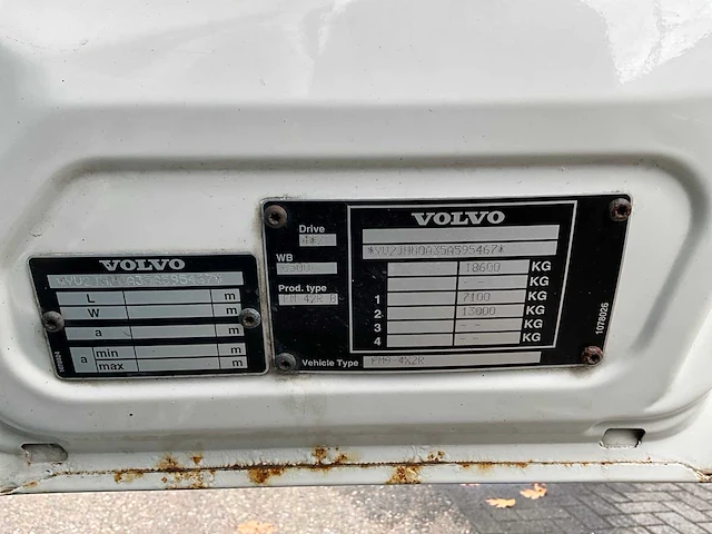 2005 volvo fm9 4x2 camper vrachtwagen / race truck br-bz-43 - afbeelding 57 van  60