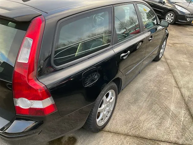 2005 volvo v50 1.8 elite personenauto - afbeelding 37 van  41