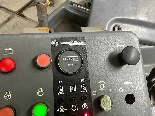 2005 wirtgen w35dc asfaltfreesmachine - afbeelding 5 van  16
