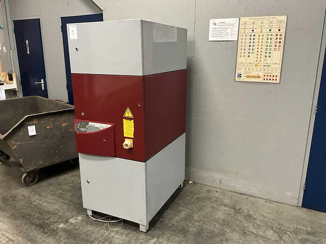 2005 wittmann drymax 180 granulaat droger - afbeelding 3 van  6