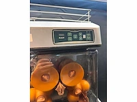 2005 zumex 200d 230 v gris sinaasappelpers - afbeelding 2 van  6