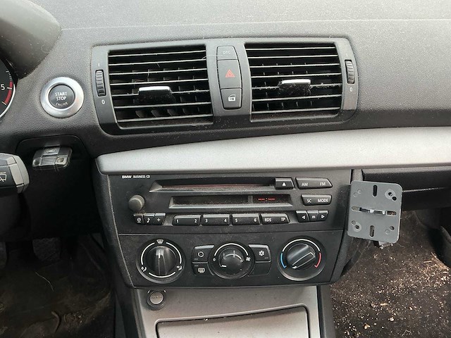 2006 - bmw - 1-serie - 118d - personenauto - afbeelding 11 van  12