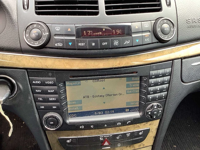 2006 - mercedes-benz - e320 cdi bedrijfswagen - afbeelding 9 van  18