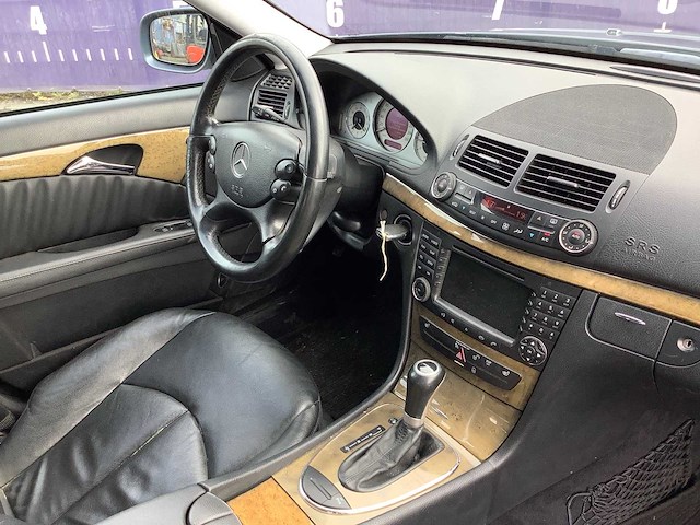 2006 - mercedes-benz - e320 cdi bedrijfswagen - afbeelding 8 van  18