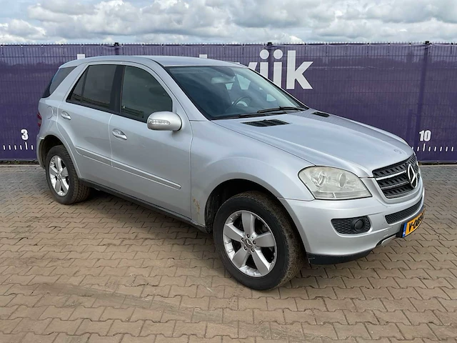 2006 - mercedes-benz - m-klasse - 280 cdi - bedrijfswagen - afbeelding 9 van  16