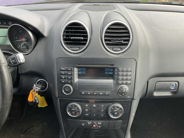 2006 - mercedes-benz - m-klasse - 280 cdi - bedrijfswagen - afbeelding 11 van  16