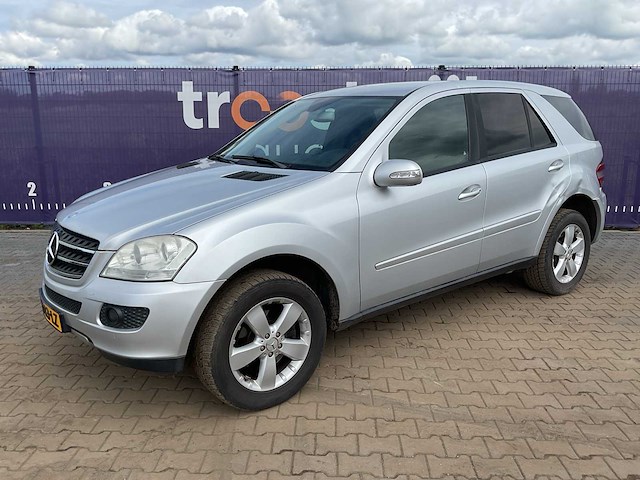 2006 - mercedes-benz - m-klasse - 280 cdi - bedrijfswagen - afbeelding 1 van  16