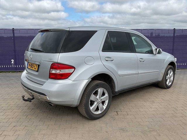 2006 - mercedes-benz - m-klasse - 280 cdi - bedrijfswagen - afbeelding 3 van  16