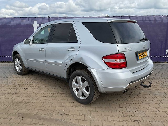 2006 - mercedes-benz - m-klasse - 280 cdi - bedrijfswagen - afbeelding 4 van  16