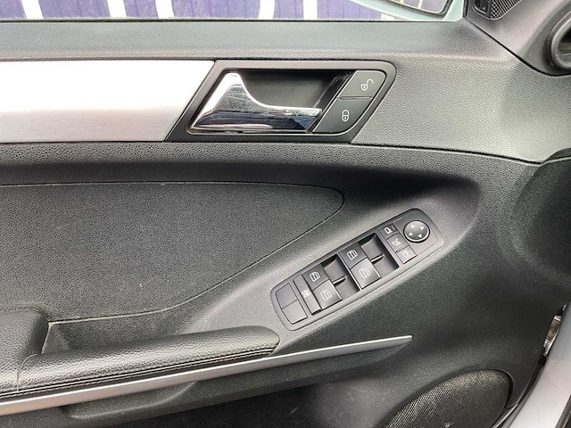 2006 - mercedes-benz - m-klasse - 280 cdi - bedrijfswagen - afbeelding 5 van  16