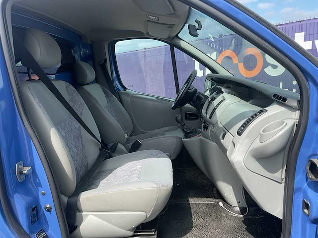 2006 - opel - vivaro - 1.9 cdti l1h1dc eleg - bedrijfswagen - afbeelding 5 van  14