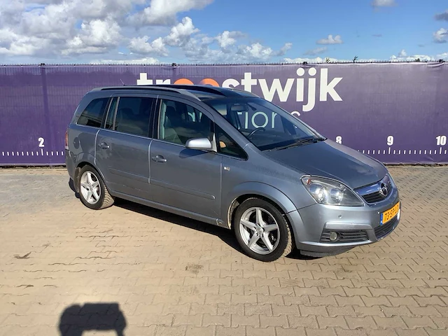 2006 - opel - zafira - 2.2 cosmo - personenauto - afbeelding 7 van  14