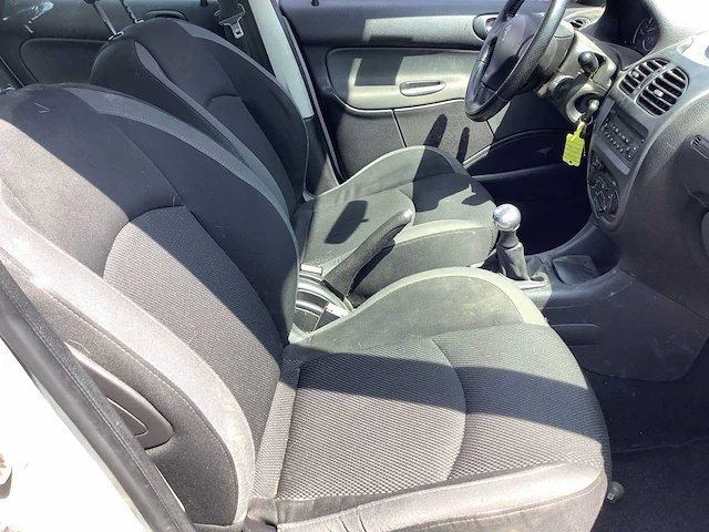 2006 - peugeot - 206 - 1.4 air-line 3 - personenauto - afbeelding 9 van  12